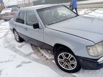Авто Mercedes 230 1988 № 8619617