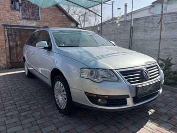Авто Volkswagen Passat Variant 2007 № 8619725