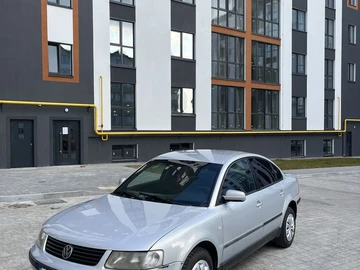 Авто Volkswagen Passat Sedan 2000 № 8619990