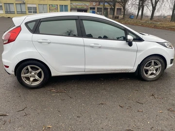 Авто Ford Fiesta 2014 № 8620035