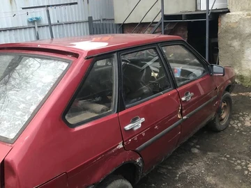 Авто ВАЗ 2109 1992 № 8620044