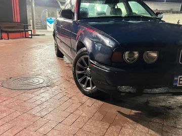 Авто BMW 5 Серия 1988 № 8620085