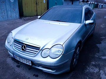 Авто Mercedes C Серия 2001 № 8620359