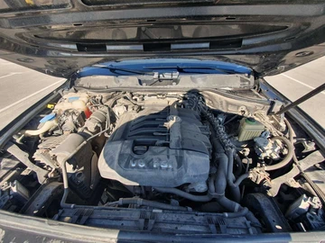 Авто Volkswagen Touareg 2012 № 8620375
