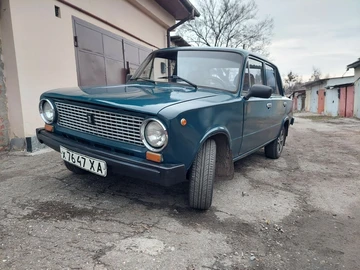 Авто Ford Canyon 1985 № 8620874