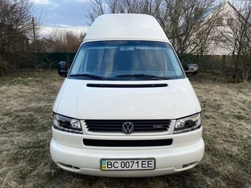 Авто Volkswagen Transporter 2000 № 8621283