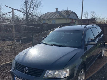 Авто Volkswagen Passat Sedan 1999 № 8621433