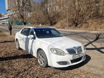 Авто Brilliance Bs4 2010 № 8621438