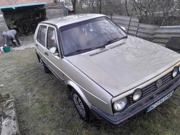 Авто Volkswagen Golf 1988 № 8621456