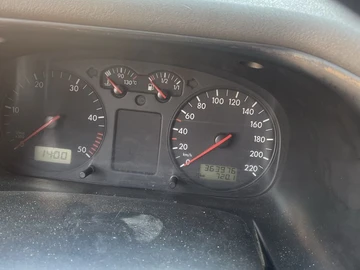 Авто Volkswagen Transporter 2000 № 8622286