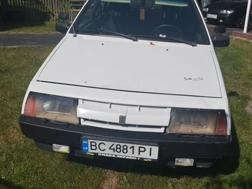 Авто ВАЗ 2109 1990 № 8622318