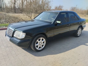 Авто Mercedes 250 1995 № 8622815