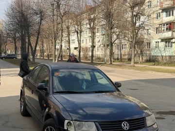 Авто Volkswagen Passat Sedan 1998 № 8622816
