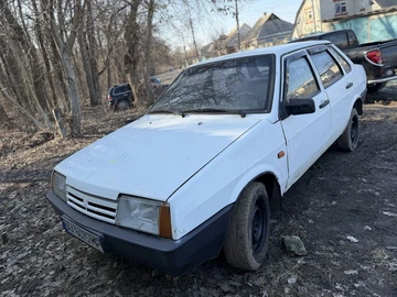 Авто ВАЗ 21099 1998 № 8623047