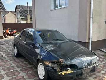 Авто Ford Sierra 1990 № 8623540