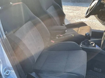 Авто Volkswagen Golf 2001 № 8623825