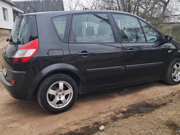 Авто Renault 4 2006 № 8623826