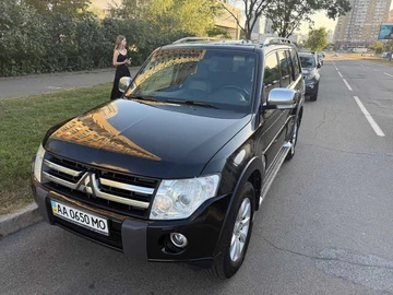 Авто Mitsubishi Pajero 2011 № 8623854