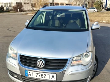 Авто Volkswagen Touran 2009 № 8623887