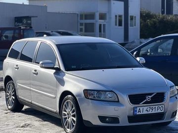 Авто Volvo V50 2008 № 8624307