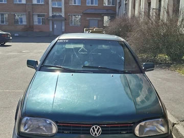 Авто Volkswagen Golf 1995 № 8624318