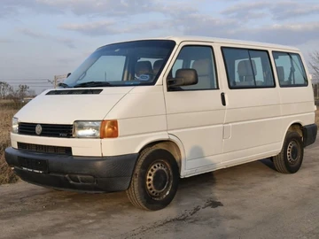 Авто Volkswagen Transporter 2000 № 8624348