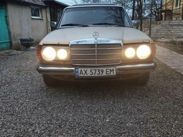 Авто Mercedes 200 1981 № 8624369
