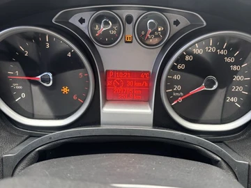 Авто Ford Kuga 2011 № 8624389