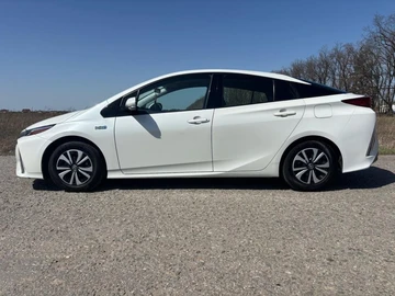Авто Toyota Prius 2017 № 8624652