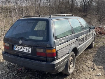 Авто Volkswagen Passat Variant 1991 № 8624941