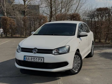 Авто Volkswagen Polo 2011 № 8624966