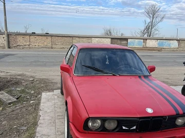 Авто BMW 3 Серия 1987 № 8624986