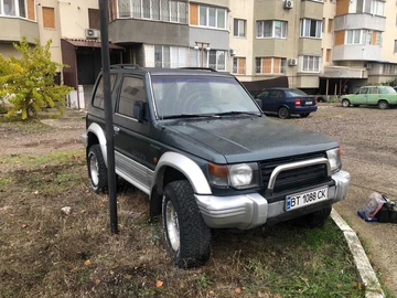 Авто Mitsubishi Pajero 1993 № 8624987
