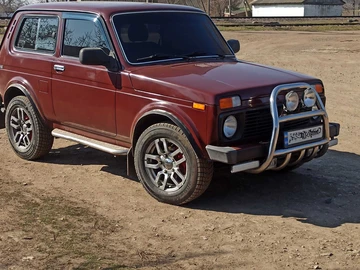 Авто ВАЗ 21214 2010 № 8625000