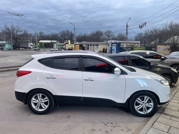 Авто Hyundai Tucson 2010 № 8625075