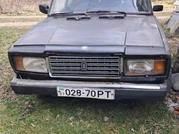 Авто ВАЗ 2107 1993 № 8625320