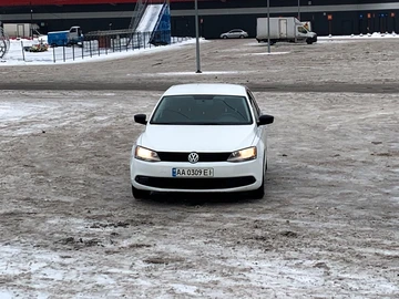 Авто Volkswagen Jetta 2014 № 8625325