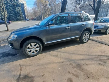 Авто Volkswagen Touareg 2006 № 8625337
