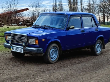 Авто ВАЗ 2107 2001 № 8625542