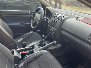 Авто Volkswagen Golf 2005 № 8625637
