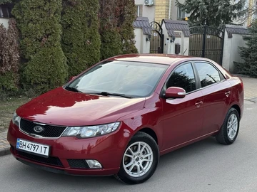 Авто KIA Cerato Forte  2011 № 8625856