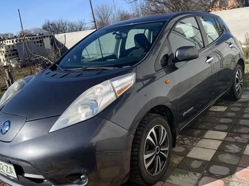 Авто Nissan Leaf 2013 № 8625875