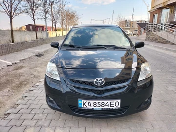 Авто Toyota Yaris 2007 № 8626247