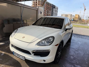 Авто Porsche Cayenne 2012 № 8626358