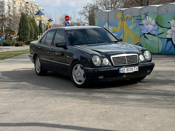 Авто Mercedes 280 1996 № 8626362