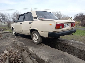 Авто ВАЗ 2105 1995 № 8626569