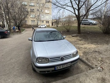 Авто Volkswagen Golf 2000 № 8626594
