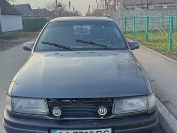 Авто Opel Vectra 1990 № 8627076