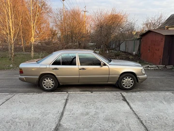 Авто Mercedes E Серия 1988 № 8627284