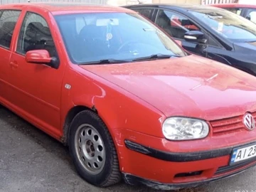 Авто Volkswagen Golf 1999 № 8627528
